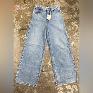 NWT LEVI'S Cinch Baggy Women's Jeans - Medium Wash - SZ 27